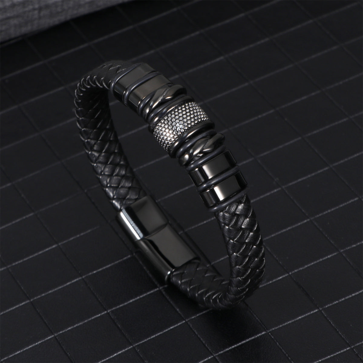 Pulsera de Cuero Trenzado con Cierre Magnético para Hombre - vista 3