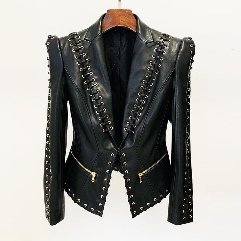 Veste cintrée noire en similicuir à lacets pour femme
