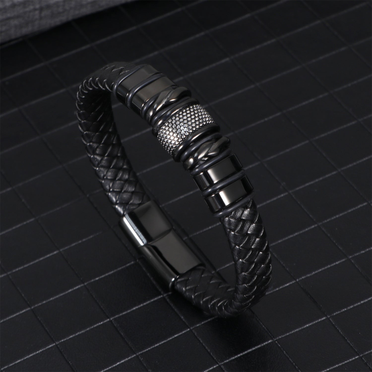 Men's business leather bracelet simple stainless steel magnetic bracelet fashion versatile trend woven leather bracelet