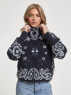 Cardigan en tricot motif cachemire avec fermeture éclair et col montant style rétro