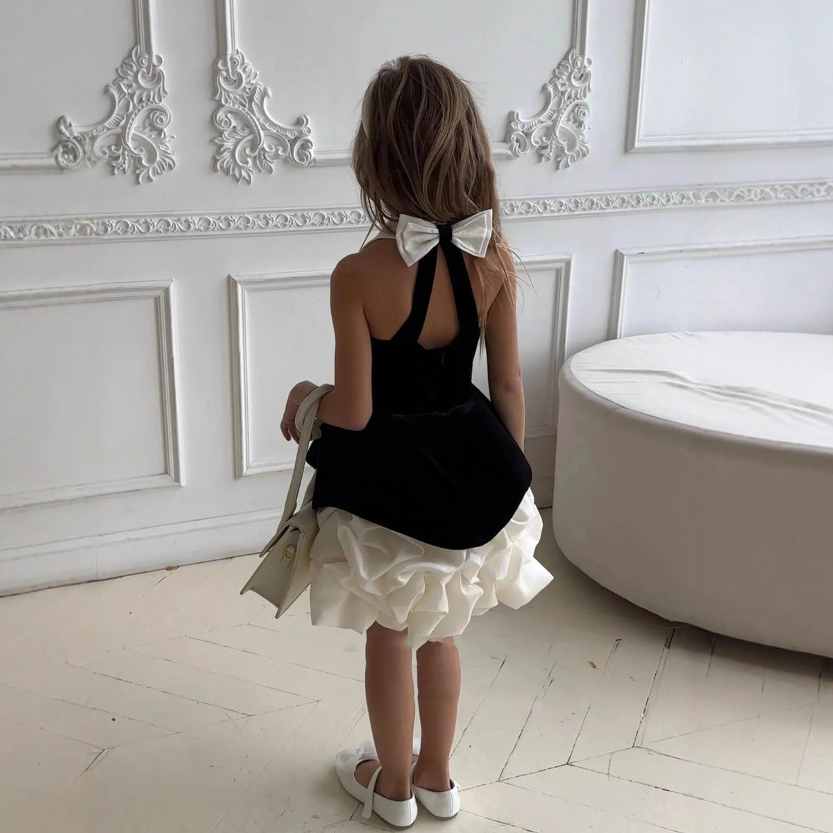 Vestido Formal Negro de Princesa para Niña con Cuello Halter | Imagen 4 | My Store Plus