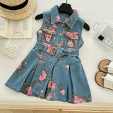 Vestido de Mezclilla Floral sin Mangas para Niña con Cinturón | Imagen 8 | My Store Plus