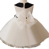 Vestido Blanco de Princesa para Niña con Moños | Imagen 5 | My Store Plus
