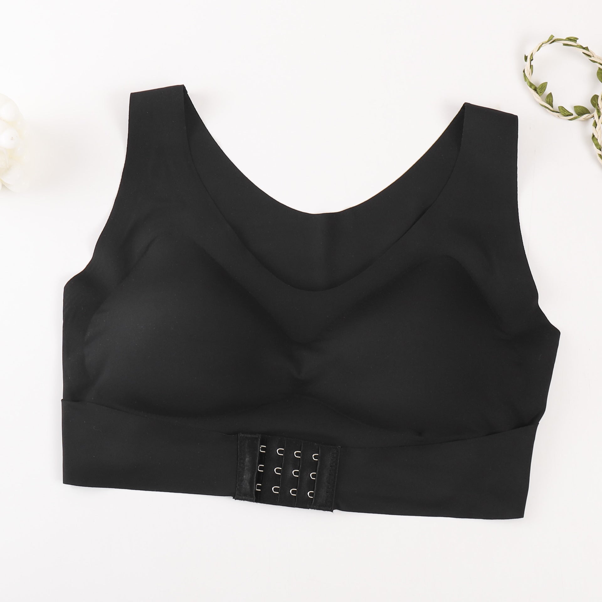 Fixed Cup Sports Bra with Antibacterial Fabric