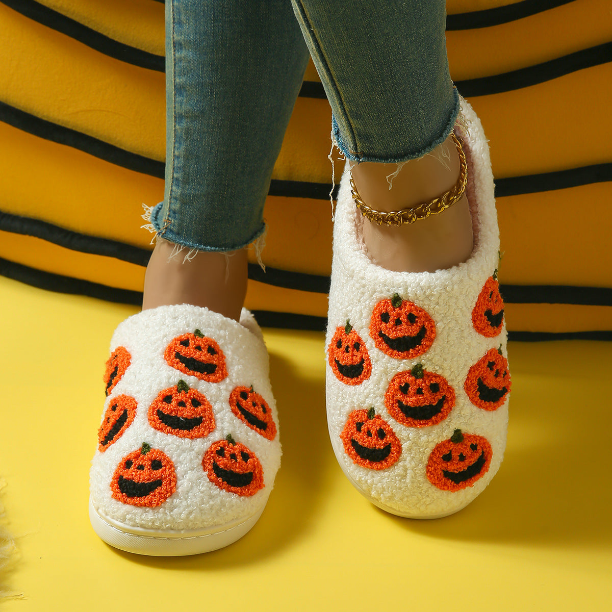 Cross-Border Cartoon Dachshund Closed-Toe Cotton Slippers, Plush Home Slippers for Autumn and Winter, Lightweight Indoor Maternity Slippers