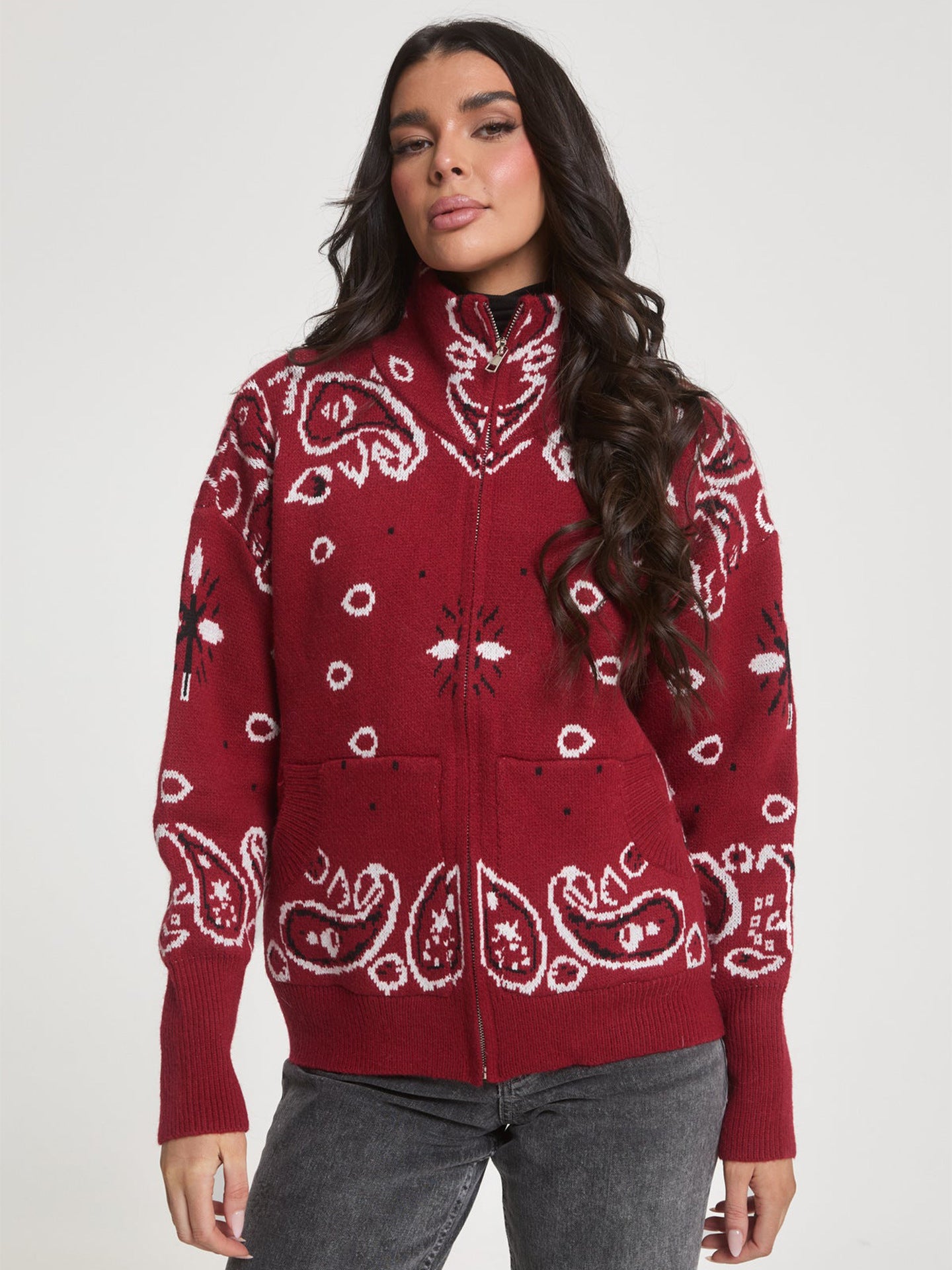 Cardigan en tricot motif cachemire avec fermeture éclair et col montant style rétro